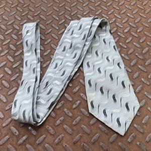 Pierre Cardin Men Tie All Silk Neck Tie Classic Vintage Tie Made in the USA